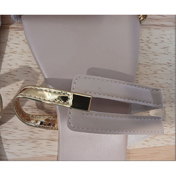 Beach Sandals In Beige - Picture 6 of 6